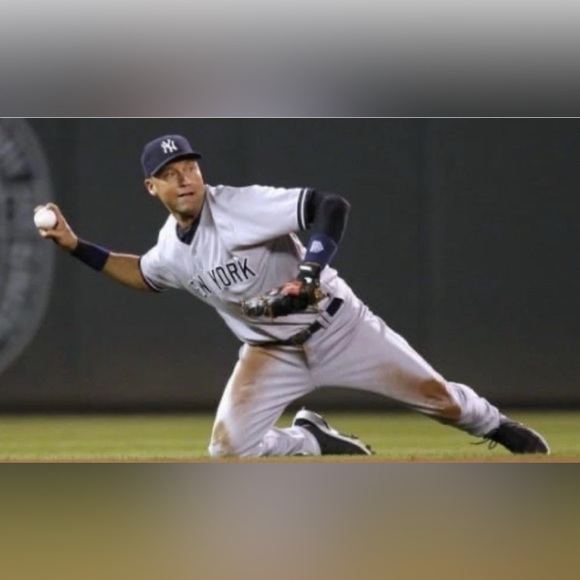 Nike Authentic New York Yankees Derek Jeter #2 Gray MLB Jersey Men’s Size: XL - Picture 4 of 8